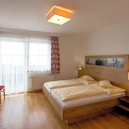 Hotel-restaurant Planaihof 4*