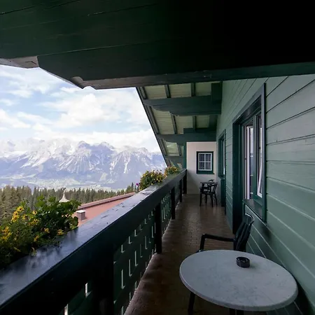 Hotel-restaurant Planaihof Готель 4*