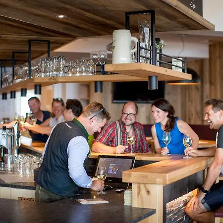 Hotel-restaurant Planaihof 4*